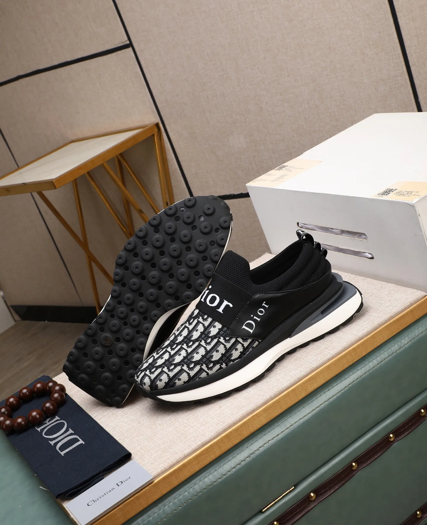 Men's men's shoes💰460 🌹🌹[Dior] 2025 latest model🙈original replica! 👟👟👟You can go to the top-notch workmanship. The upper is made of Italian 🇮🇹imported cowhide. The mesh lining is suitable for travel. The original replica outsole makes it suitable for all kinds of travel, showing low-key luxury. Let quality speak for itself. Color: Size: 38-44